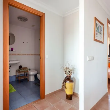 Apartamento Paraiso Ii * 阿德耶